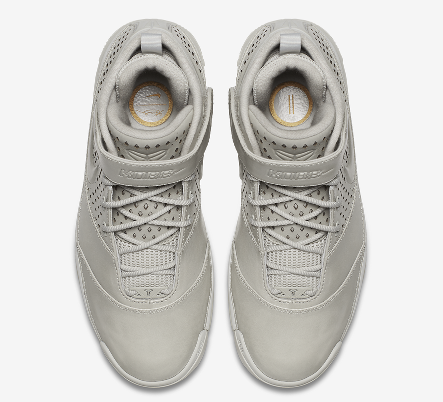 Nike Kobe 2 FTB Fade to Black Mamba.png